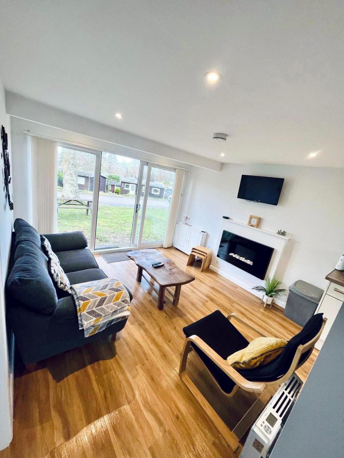 Cozy Snowdonia Chalet Карнарвон Экстерьер фото